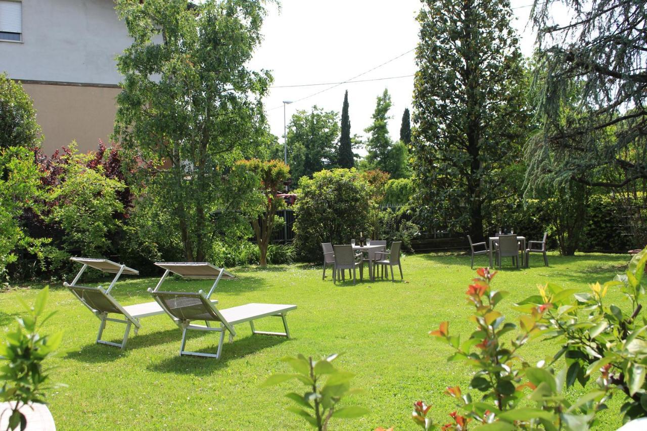 Appartement La Finestra Sul Parco à Valeggio sul Mincio Extérieur photo